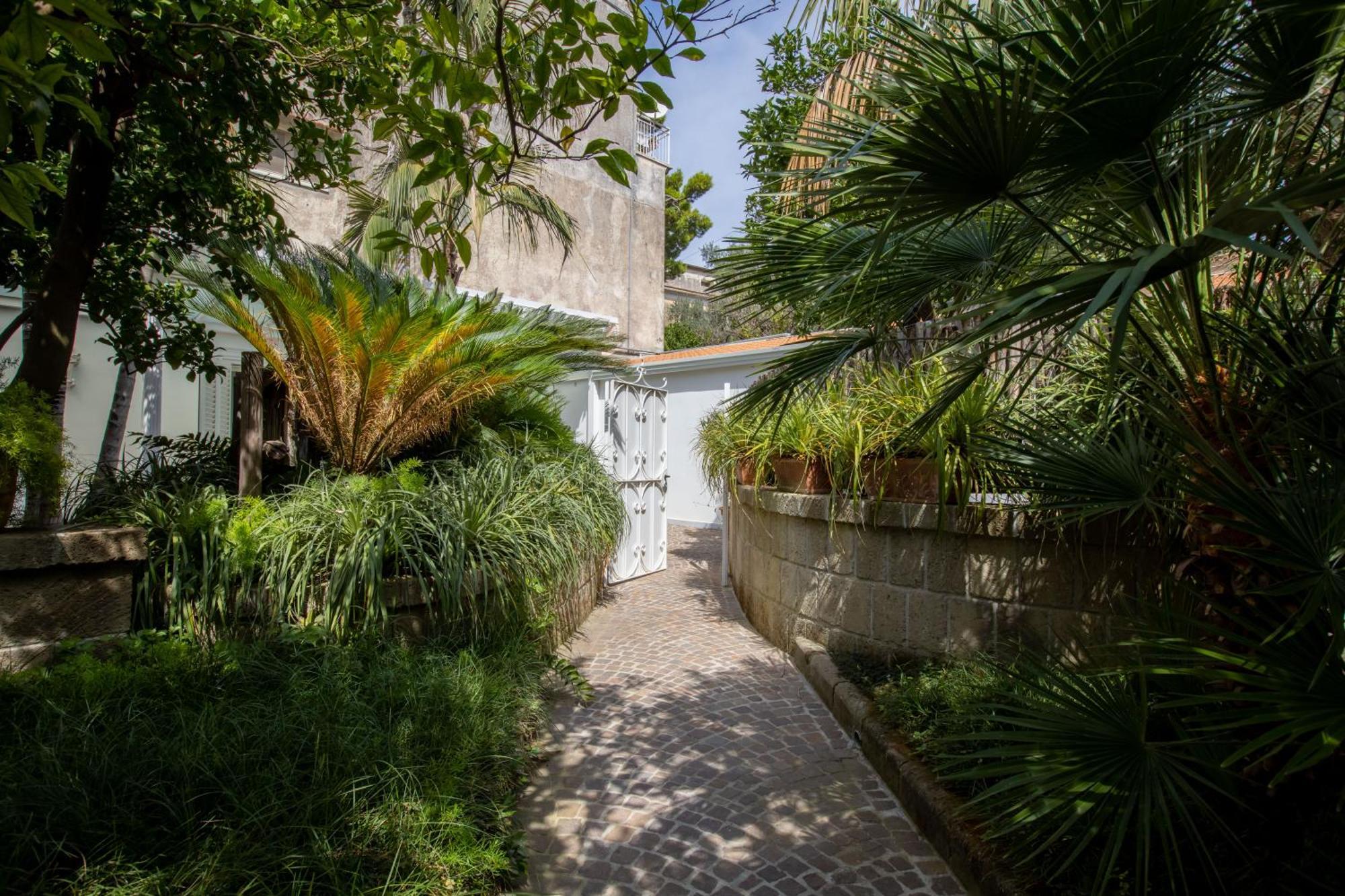 Relais Villa Savarese Сант'Анджелло Экстерьер фото