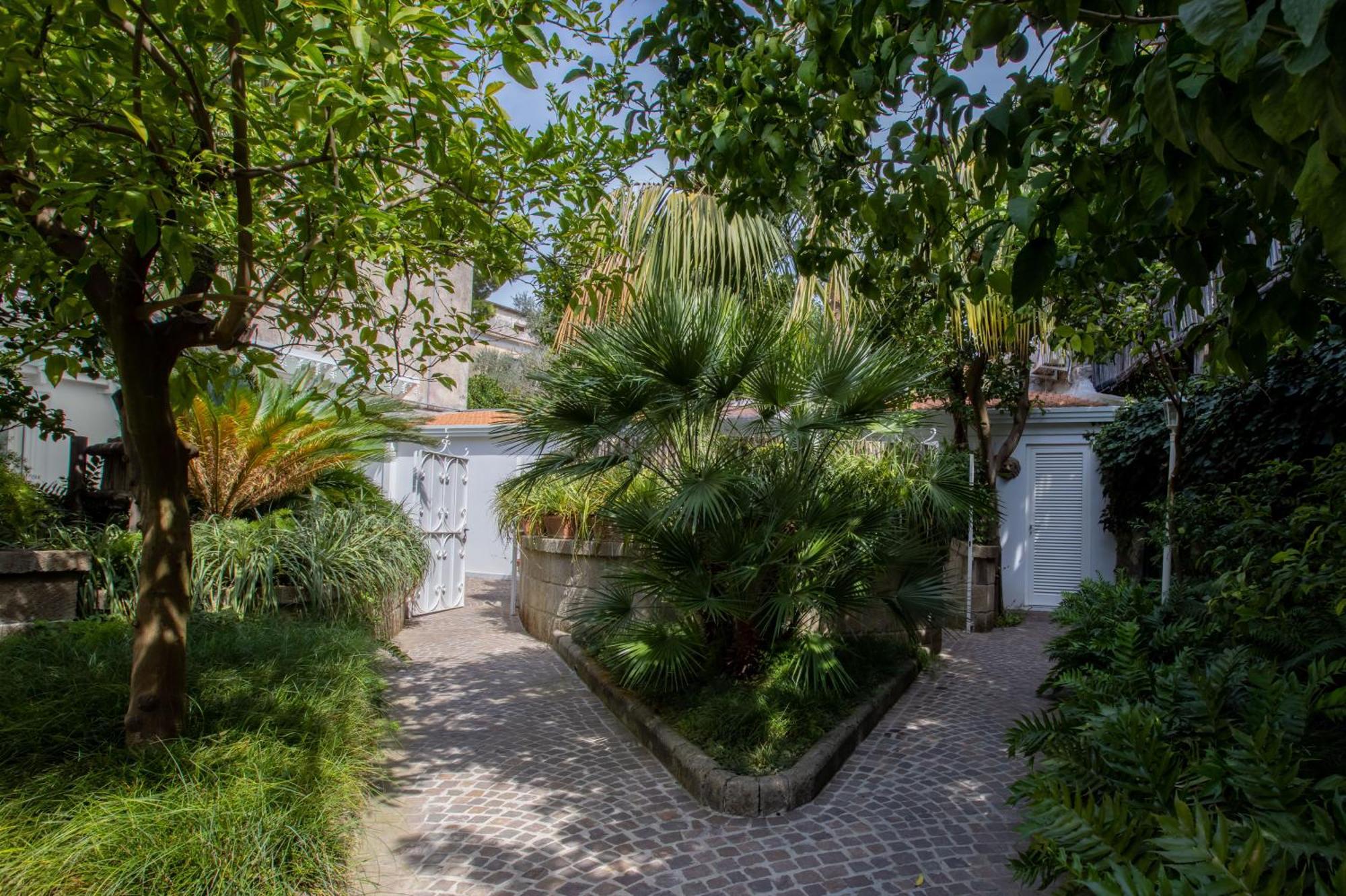 Relais Villa Savarese Сант'Анджелло Экстерьер фото